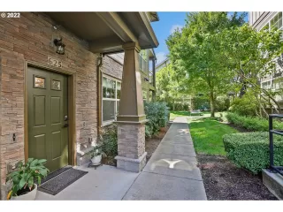 Photo #4: 22185772 Listing 