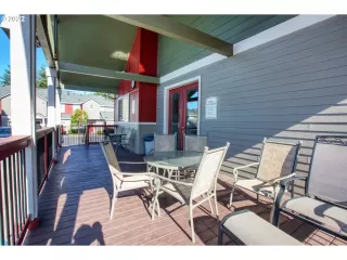 Photo #2: 22185835 Listing