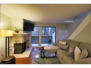 Photo #1: 22185911 Listing