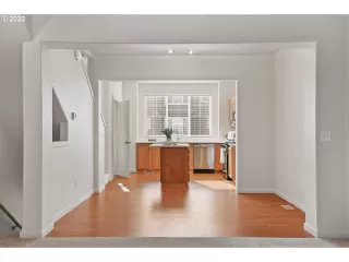 Photo #4: 22186115 Listing 