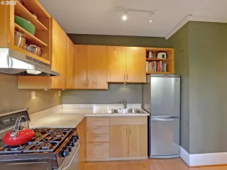 Photo #6: 22186568 Listing 