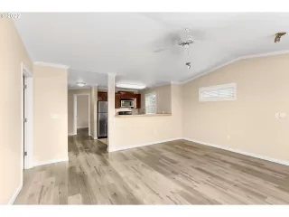 Photo #2: 22186697 Listing 