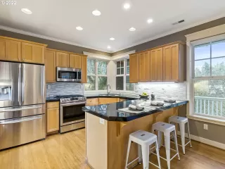 Photo #5: 22186824 Listing 