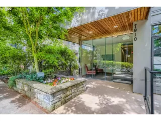 Photo #1: 22187197 Listing