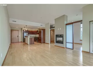 Photo #4: 22187197 Listing