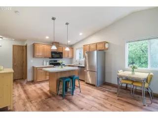 Photo #1: 22187580 Listing 