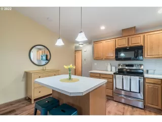 Photo #3: 22187580 Listing 