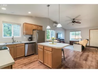 Photo #4: 22187580 Listing 