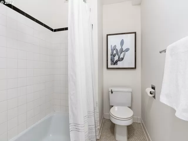 MLS: 22187735 Condo For Sale