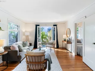 Photo #2: 22187735 Listing