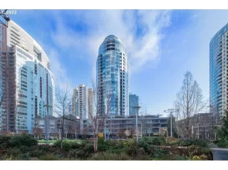 Photo #5: 22188064 Listing