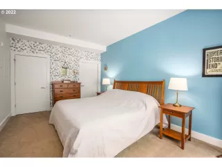 Photo #3: 22189031 Listing