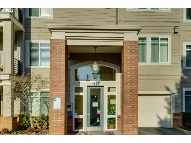 MLS: 22189195 Condo For Sale