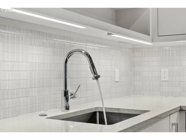 MLS: 22189266 Condo For Sale