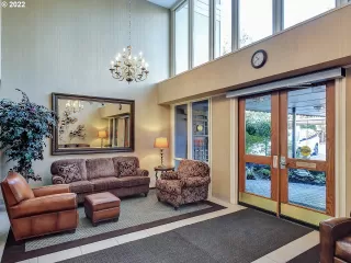 Photo #3: 22190563 Listing