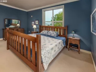 Photo #2: 22191173 Listing