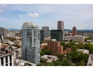 Photo #1: 22192483 Listing