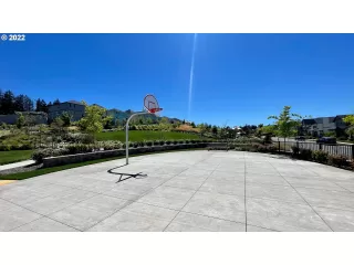 Photo #6: 22192526 Listing