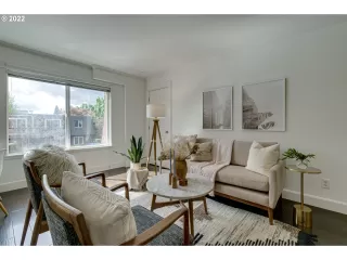 Photo #6: 22192591 Listing 