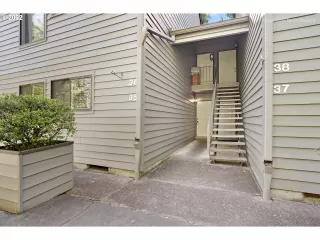 Photo #5: 22193567 Listing 