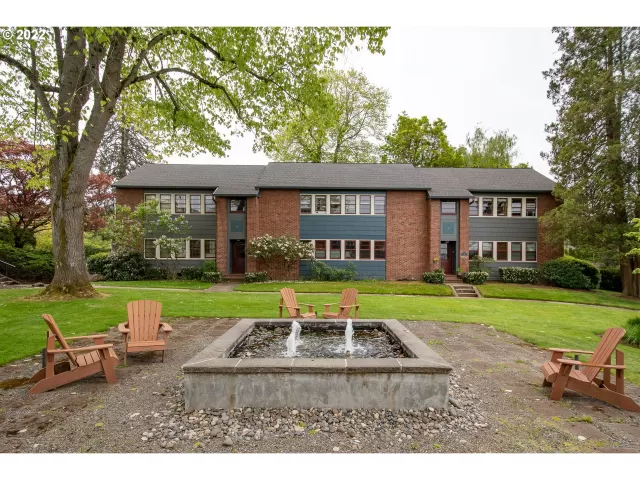 MLS: 22194104 Condo For Sale