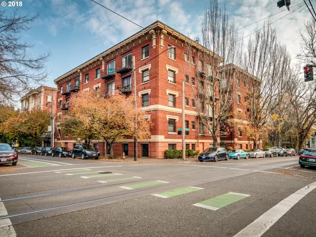 MLS: 22194323 Condo For Sale