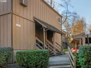 Photo #1: 22195167 Listing