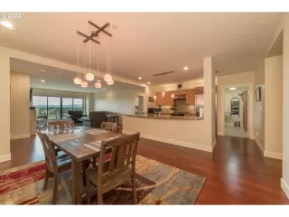 Photo #2: 22195549 Listing