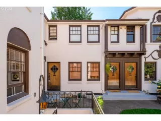 Photo #2: 22195809 Listing