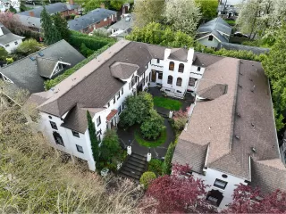 Photo #3: 22195809 Listing