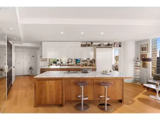 Photo #6: 22196571 Listing 