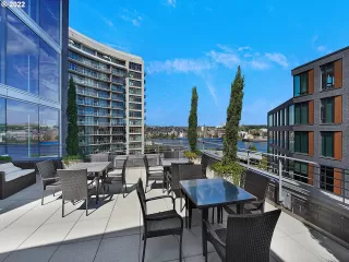 Photo #4: 22196716 Listing