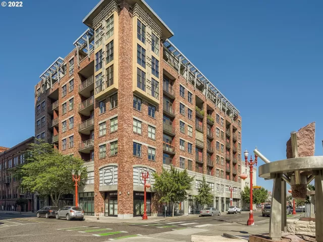 MLS: 22196944 Condo For Sale