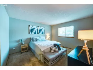 Photo #4: 22198349 Listing