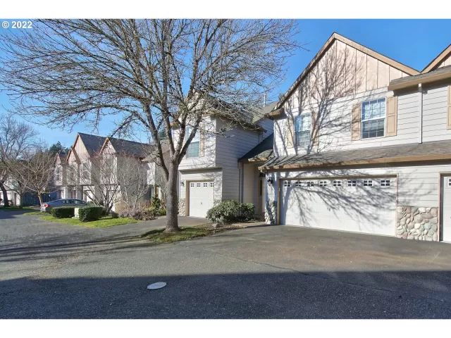 MLS: 22198844 Condo For Sale