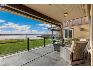 Photo #4: 22200486 Listing