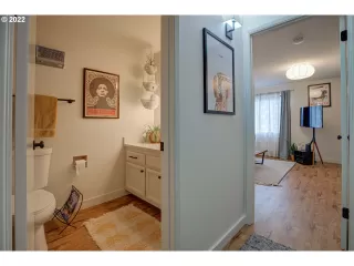 Photo #1: 22200581 Listing