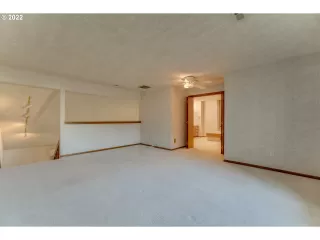 Photo #3: 22200776 Listing 