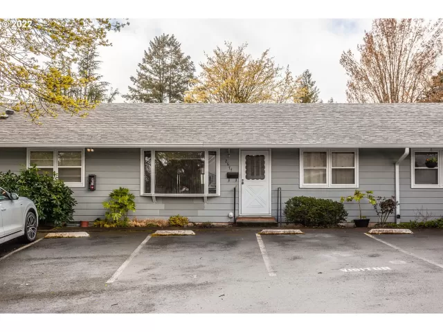 MLS: 22201083 Condo For Sale