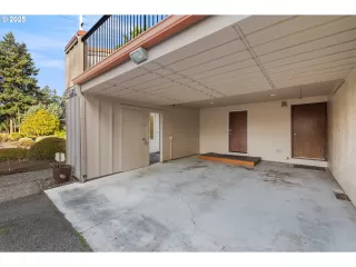 Photo #4: 222012828 Listing 