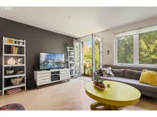Photo #4: 22203227 Listing