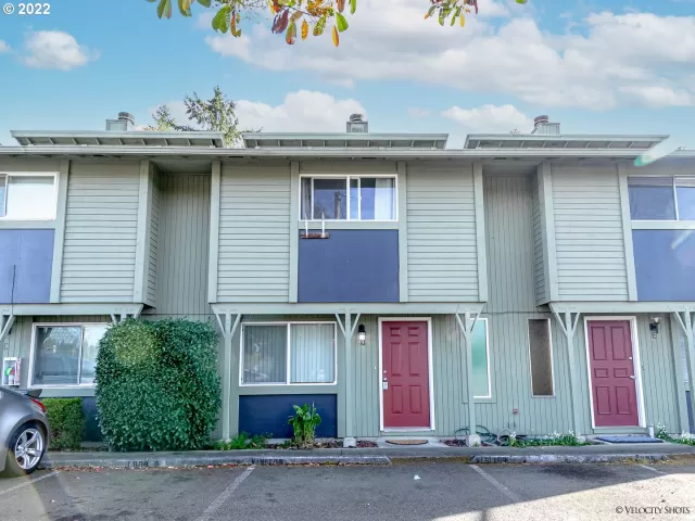 MLS: 22203558 Condo For Sale