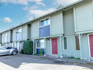 Photo #2: 22203558 Listing