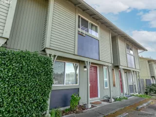 Photo #3: 22203558 Listing