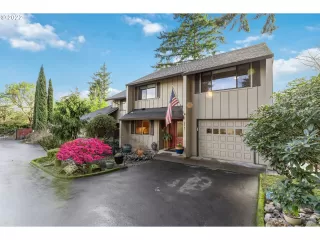 Photo #1: 22204671 Listing