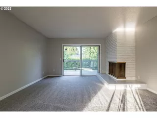 Photo #2: 22204848 Listing