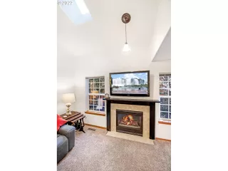 Photo #6: 22205623 Listing 