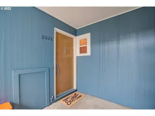 Photo #2: 22207135 Listing 