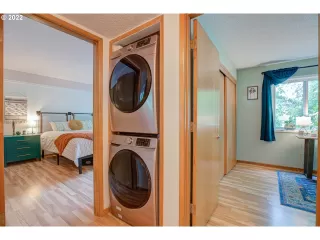 Photo #5: 22207135 Listing 