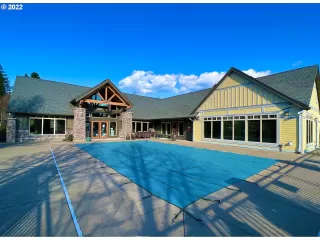 Photo #1: 22207299 Listing